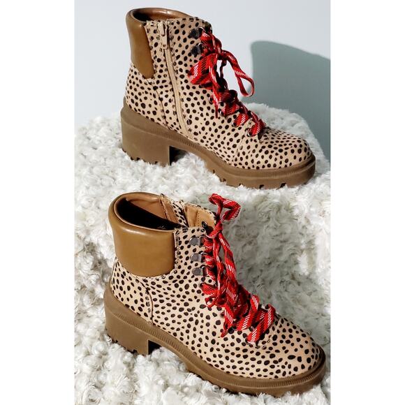 Universal Thread Animsl Print Boot Size 7 Red Laces Cabincore Back-to-School - Picture 3 of 10